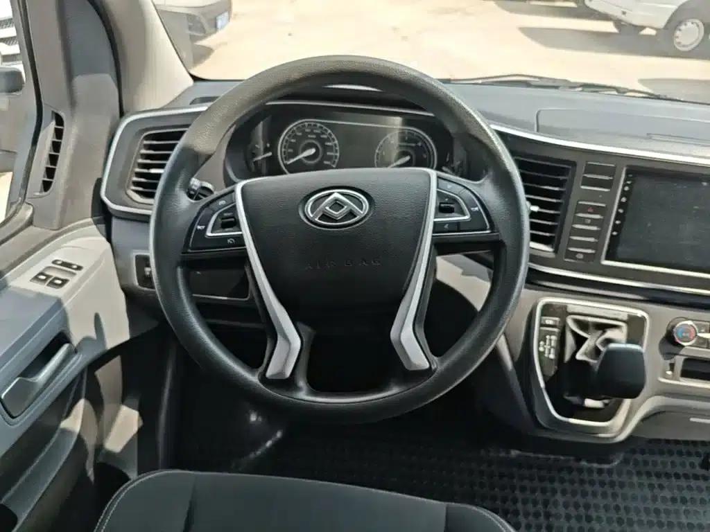 Xintu V80 2024 Model, Aoyuntong Value Edition, 6-speed AMT, Long Wheelbase, Low Roof, 127Ps, 6/7/8/9 Seats — миниатюра 11