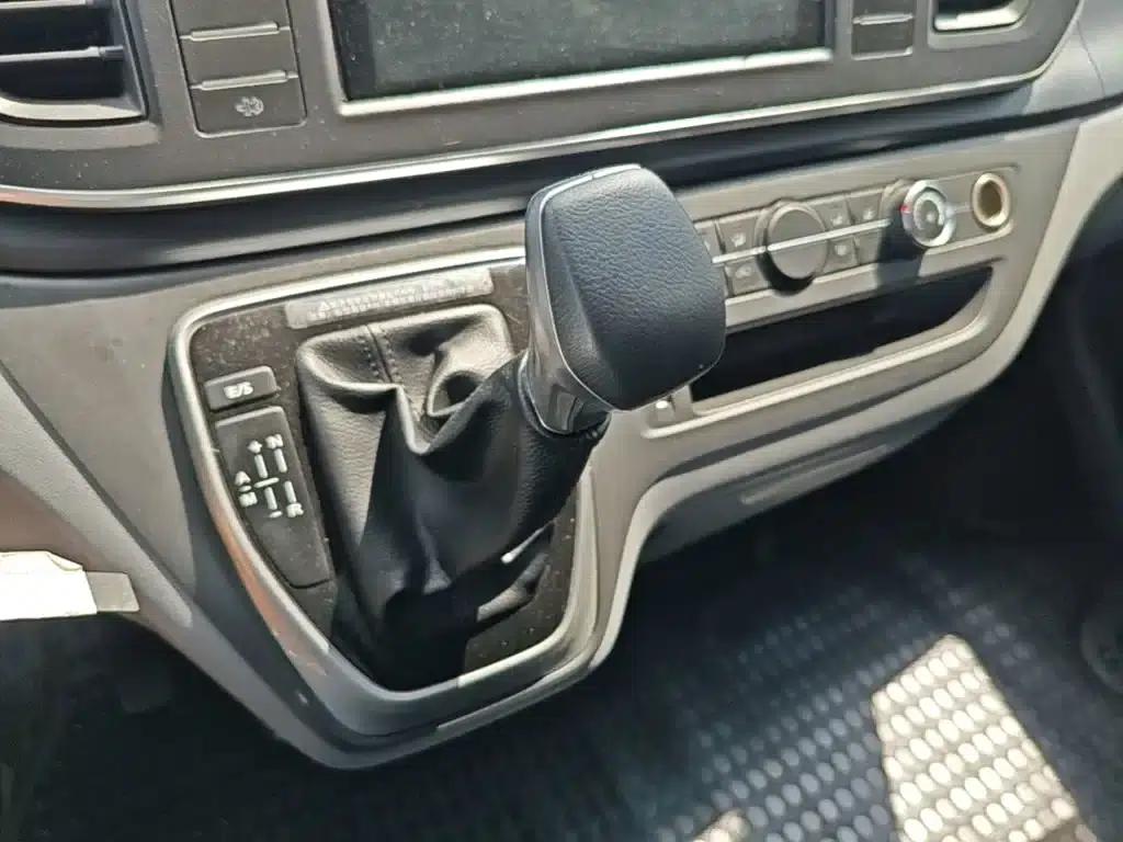 Xintu V80 2024 Model, Aoyuntong Value Edition, 6-speed AMT, Long Wheelbase, Low Roof, 127Ps, 6/7/8/9 Seats — миниатюра 14
