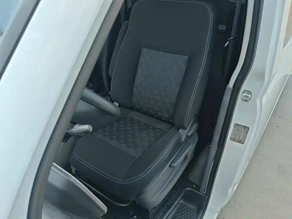 Xintu V80 2024 Model, Aoyuntong Value Edition, 6-speed AMT, Long Wheelbase, Low Roof, 127Ps, 6/7/8/9 Seats — миниатюра 15