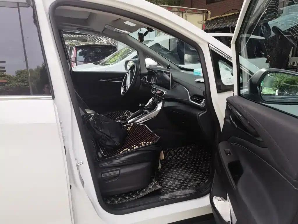 Maxus G50 2019 1.5T First Edition Automatic Luxury 7-Seater — миниатюра 22