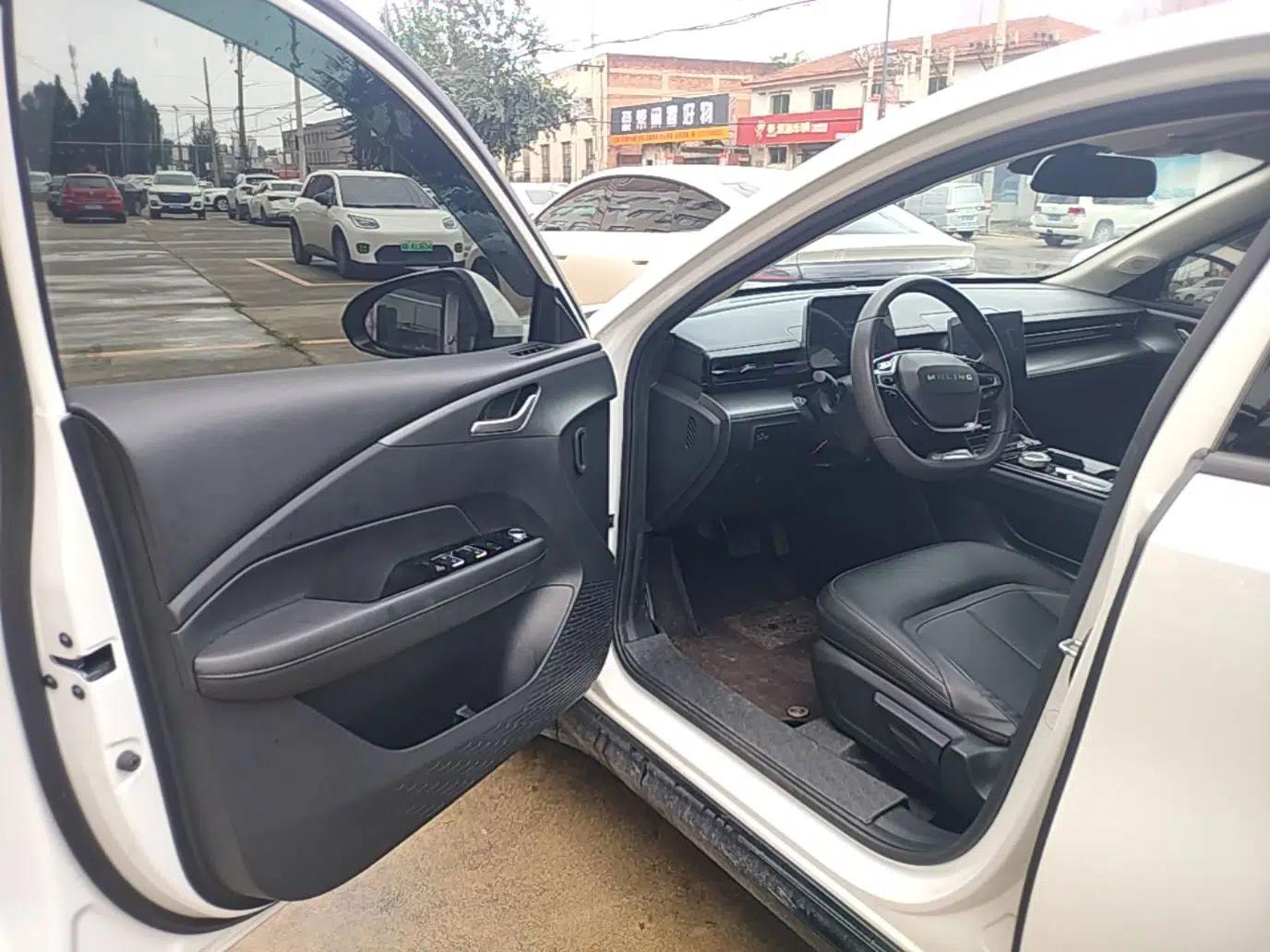 Wuling E5 2024 410 km Standard Version — миниатюра 18