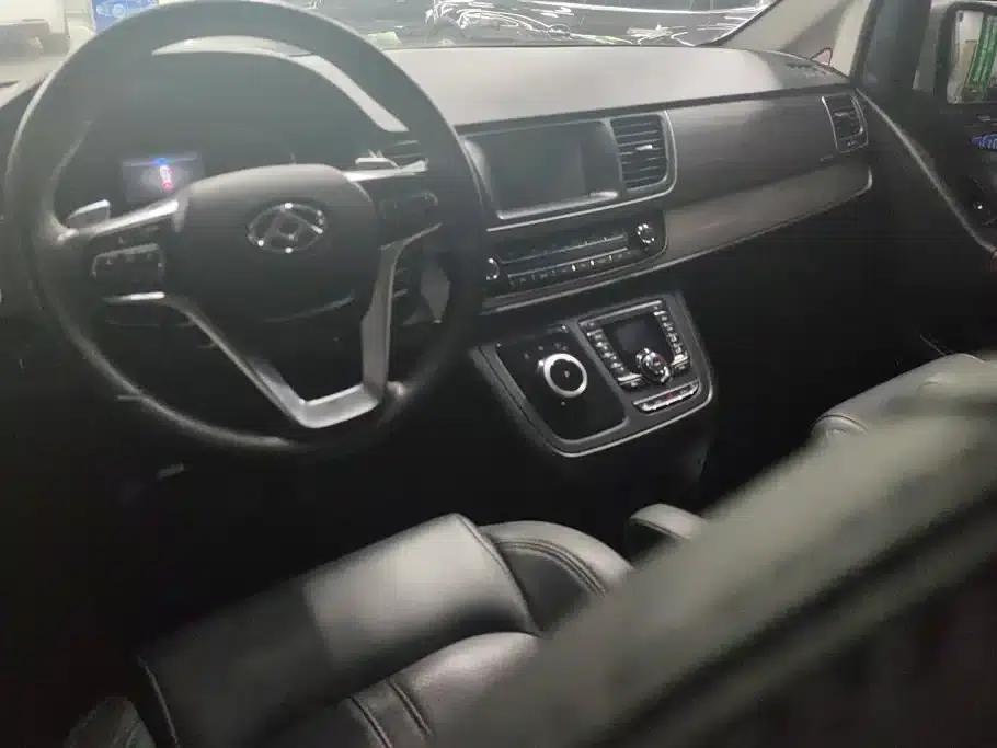 Maxus G10 2021 2.0T Automatic Elite Edition Gasoline 7-Seater — миниатюра 12