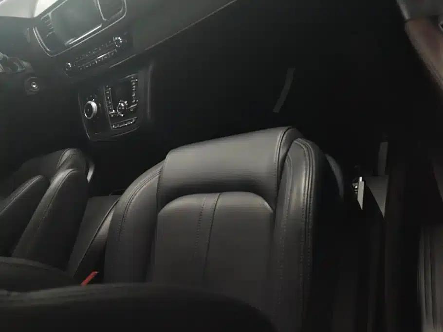 Maxus G10 2021 2.0T Automatic Elite Edition Gasoline 7-Seater — миниатюра 8