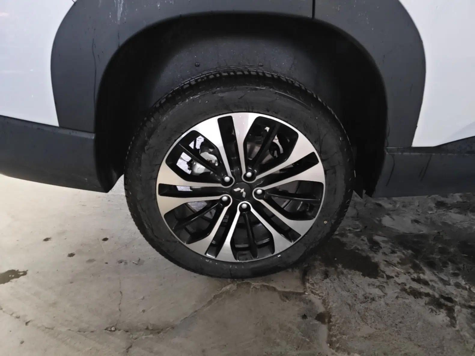 Wuling Xingguang 560 New Energy 2026 Model, Plug-in Hybrid, 125 km, Luxury Version — миниатюра 11