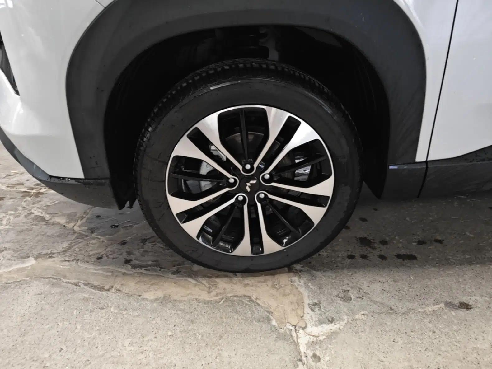 Wuling Xingguang 560 New Energy 2026 Model, Plug-in Hybrid, 125 km, Luxury Version — миниатюра 10