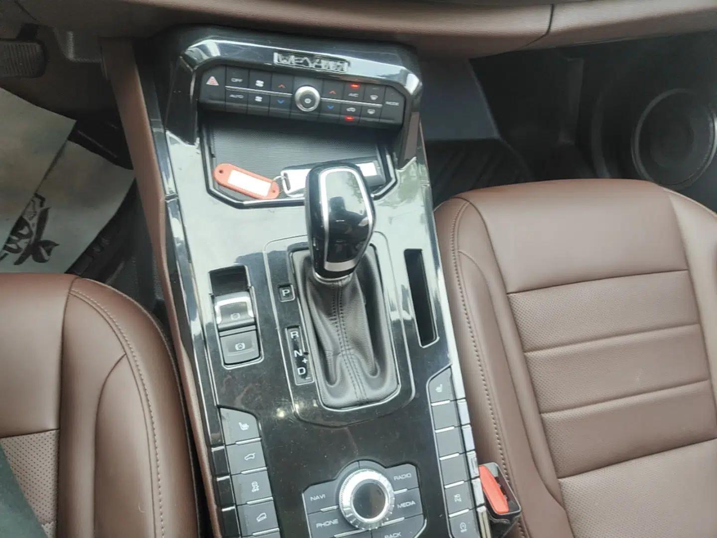 Wey VV7 2017 2.0T Ultra-Luxury Version — миниатюра 16