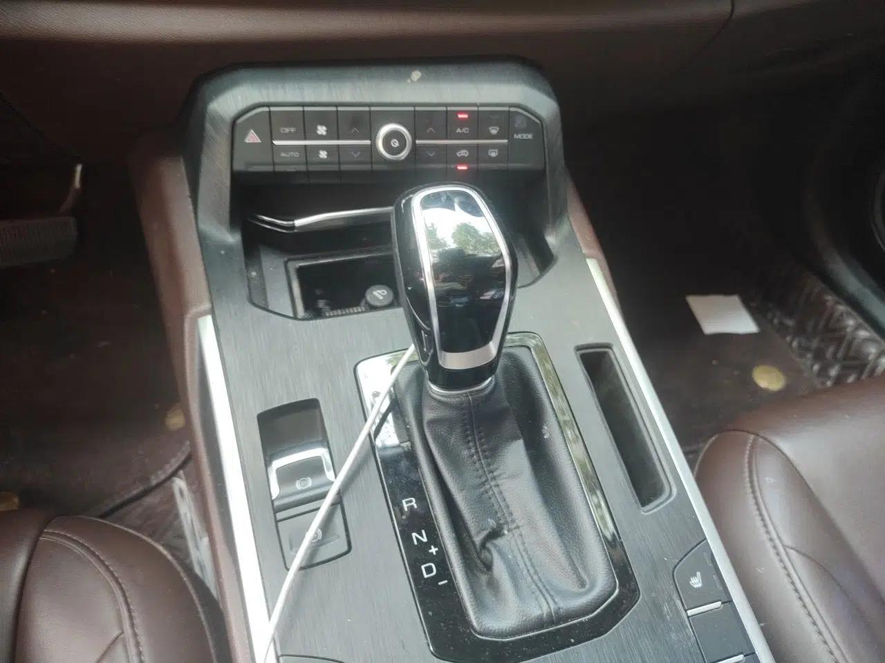 Wey VV7 2017 2.0T Ultra-Luxury Version — миниатюра 14