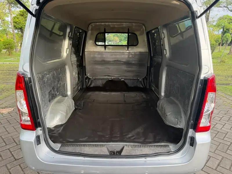 Wuling Rongguang 2023 1.5L S Basic Window-Sealed Version (2 Seats) — миниатюра 18