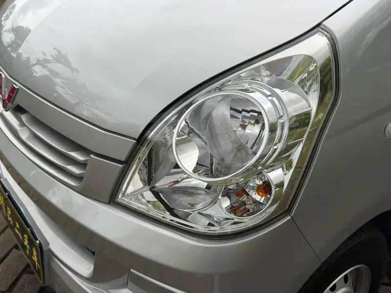 Wuling Rongguang 2023 1.5L S Basic Window-Sealed Version (2 Seats) — миниатюра 7