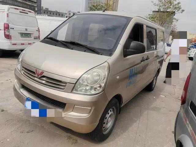 Wuling Rongguang 2019 1.2L S Van Basic 5-Seater