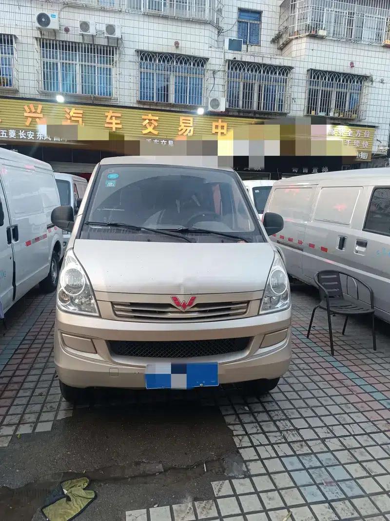 Wuling Rongguang 2019 1.5L S Standard Edition — миниатюра 2