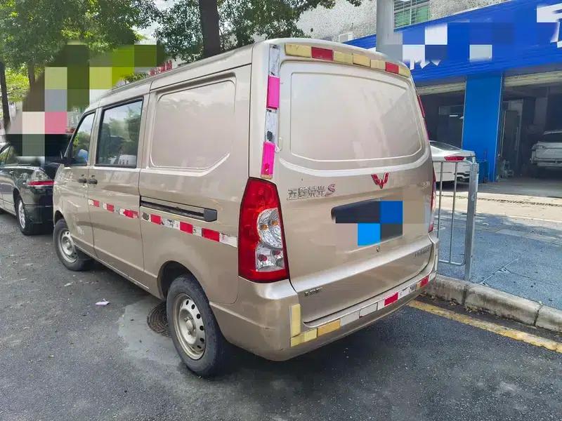 Wuling Rongguang 2019 1.2L S Van Basic 5-Seater — миниатюра 3