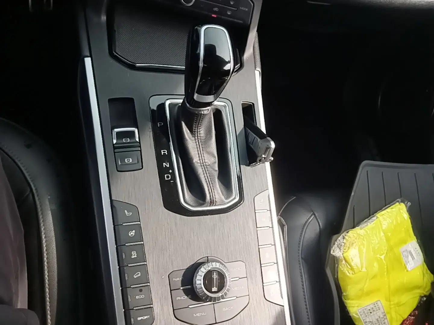 Wey VV5 2017 2.0T Flagship Edition — миниатюра 16