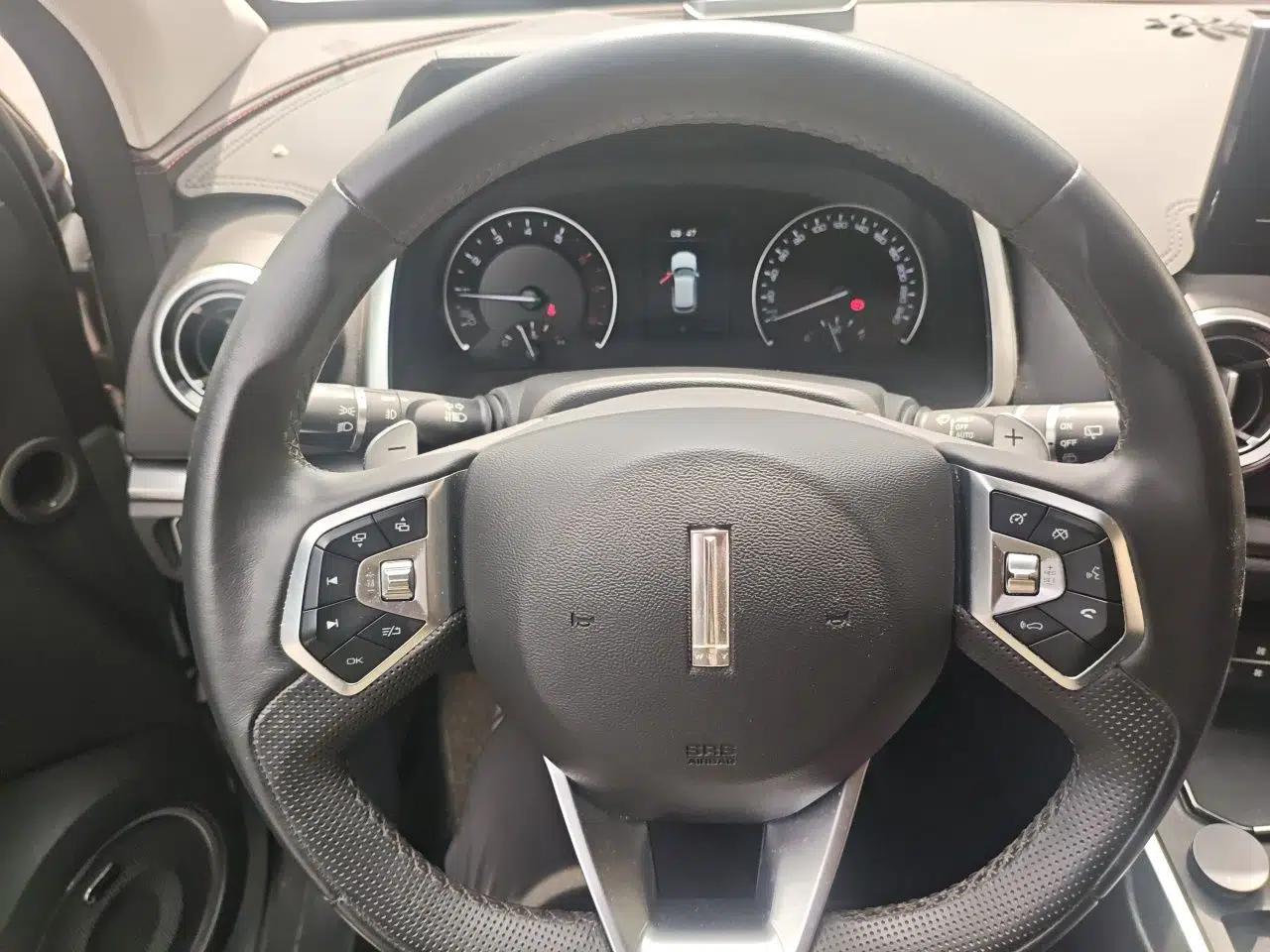 Wey VV5 2017 2.0T Ultra-Luxury Version — миниатюра 10
