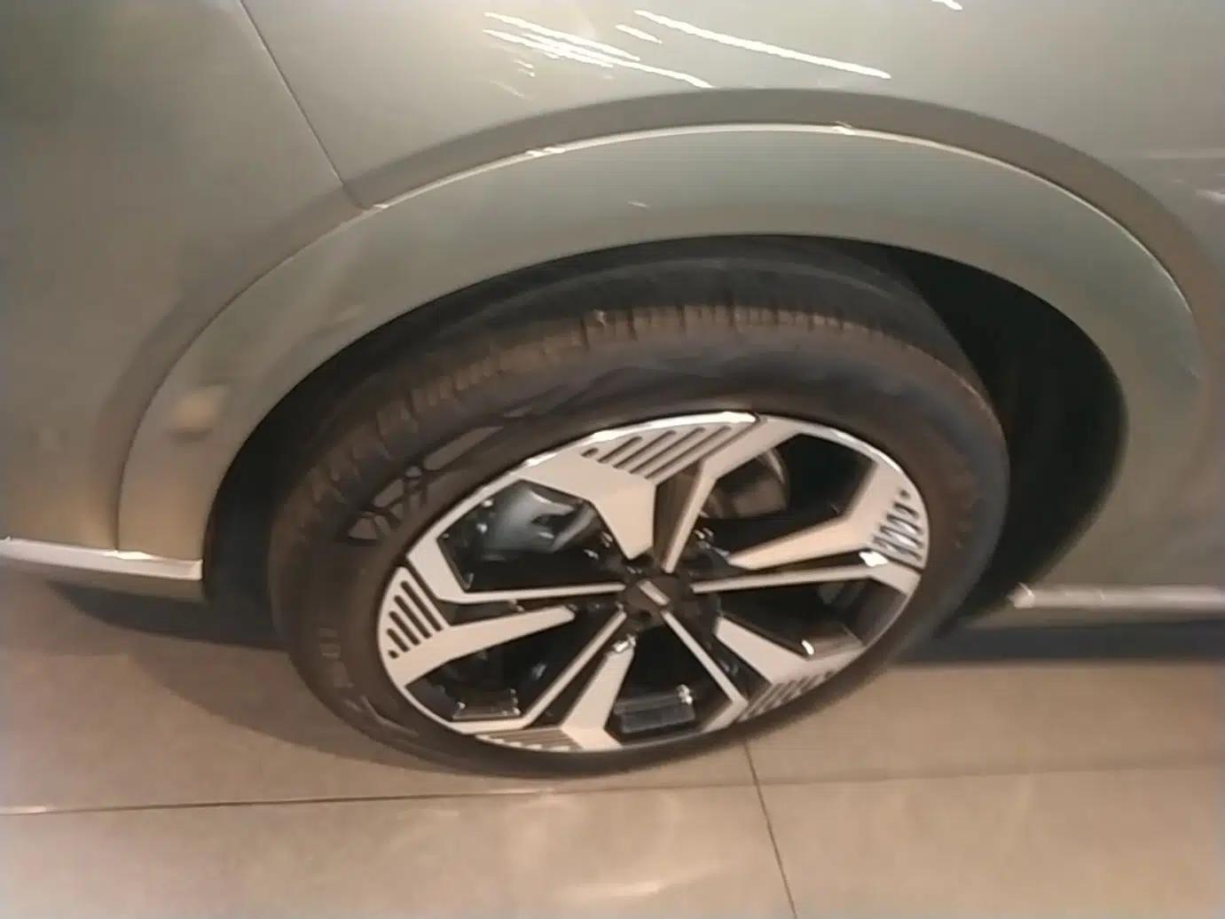 Wey Lanshan 2025 Four-Wheel Drive Max — миниатюра 10