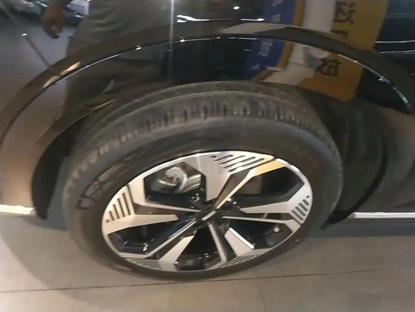 Wey Lanshan 2025 Four-Wheel Drive Max — миниатюра 10