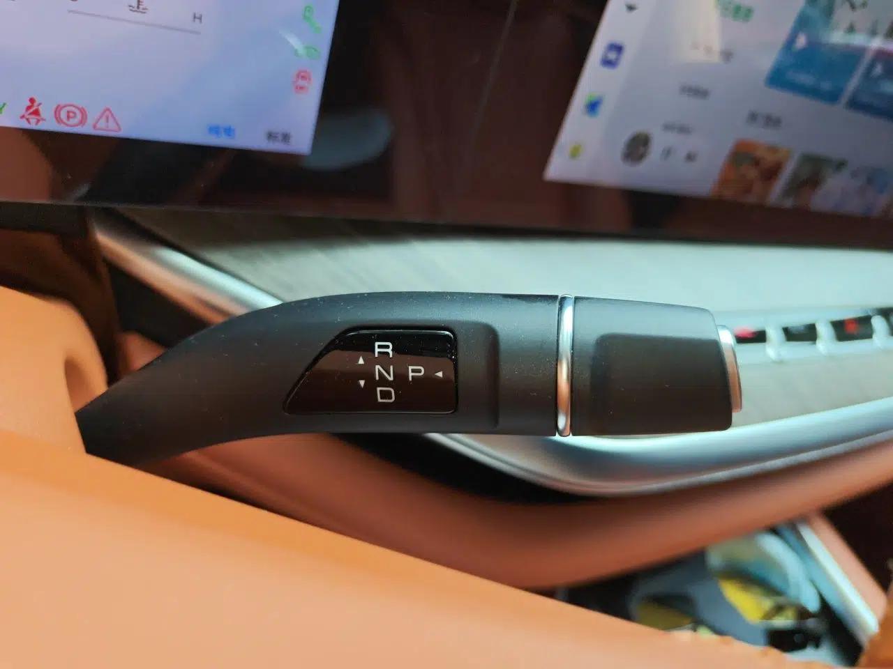 Wey Lanshan 2023 Four-Wheel Drive Ultra-Long Range Version — миниатюра 14