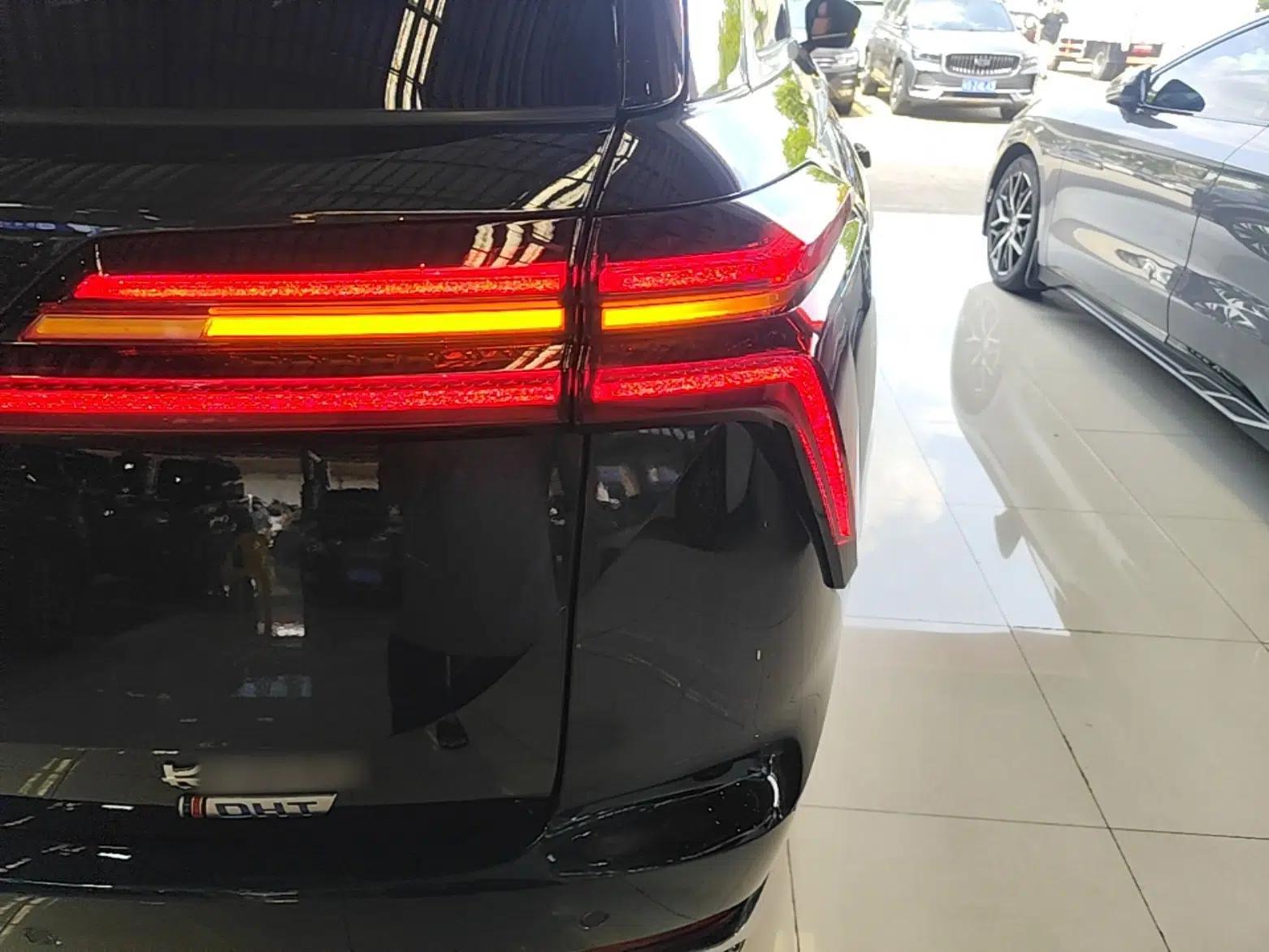 Wey Lanshan 2023 Four-Wheel Drive Ultra-Long Range Version — миниатюра 9