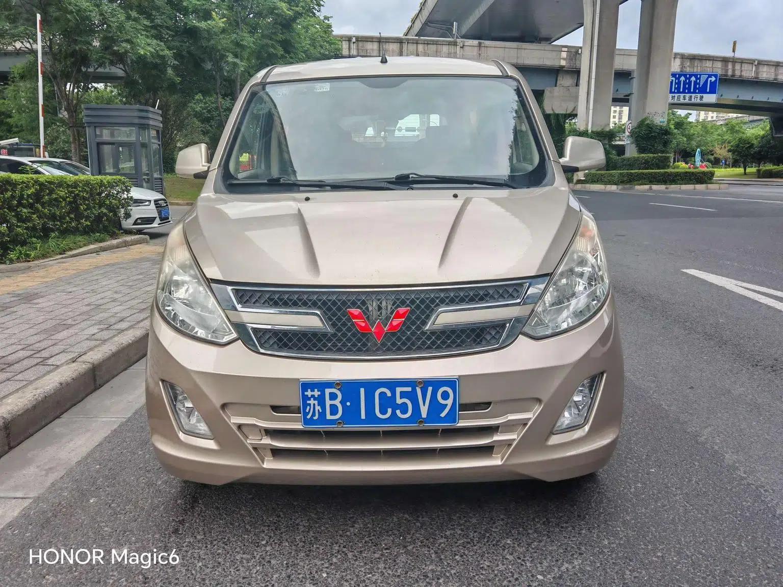 Wuling Rongguang V 2016 1.5L Standard Edition — миниатюра 2