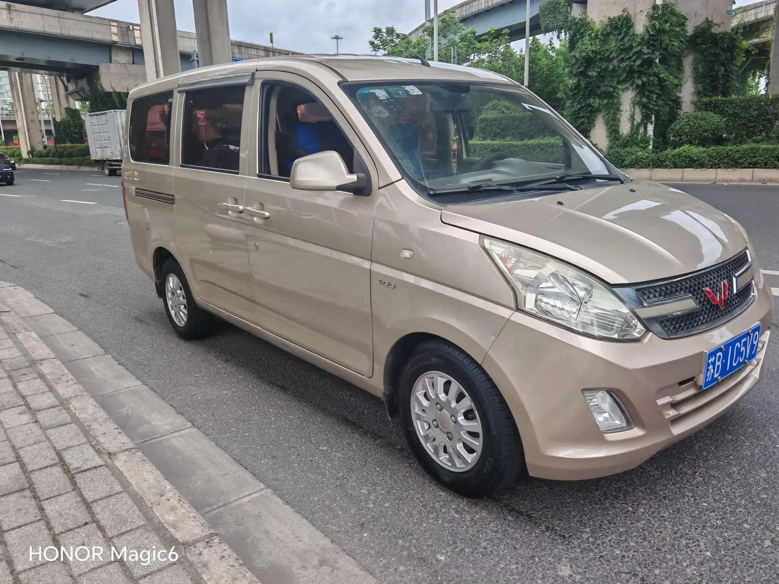Wuling Rongguang V 2016 1.5L Standard Edition — миниатюра 3