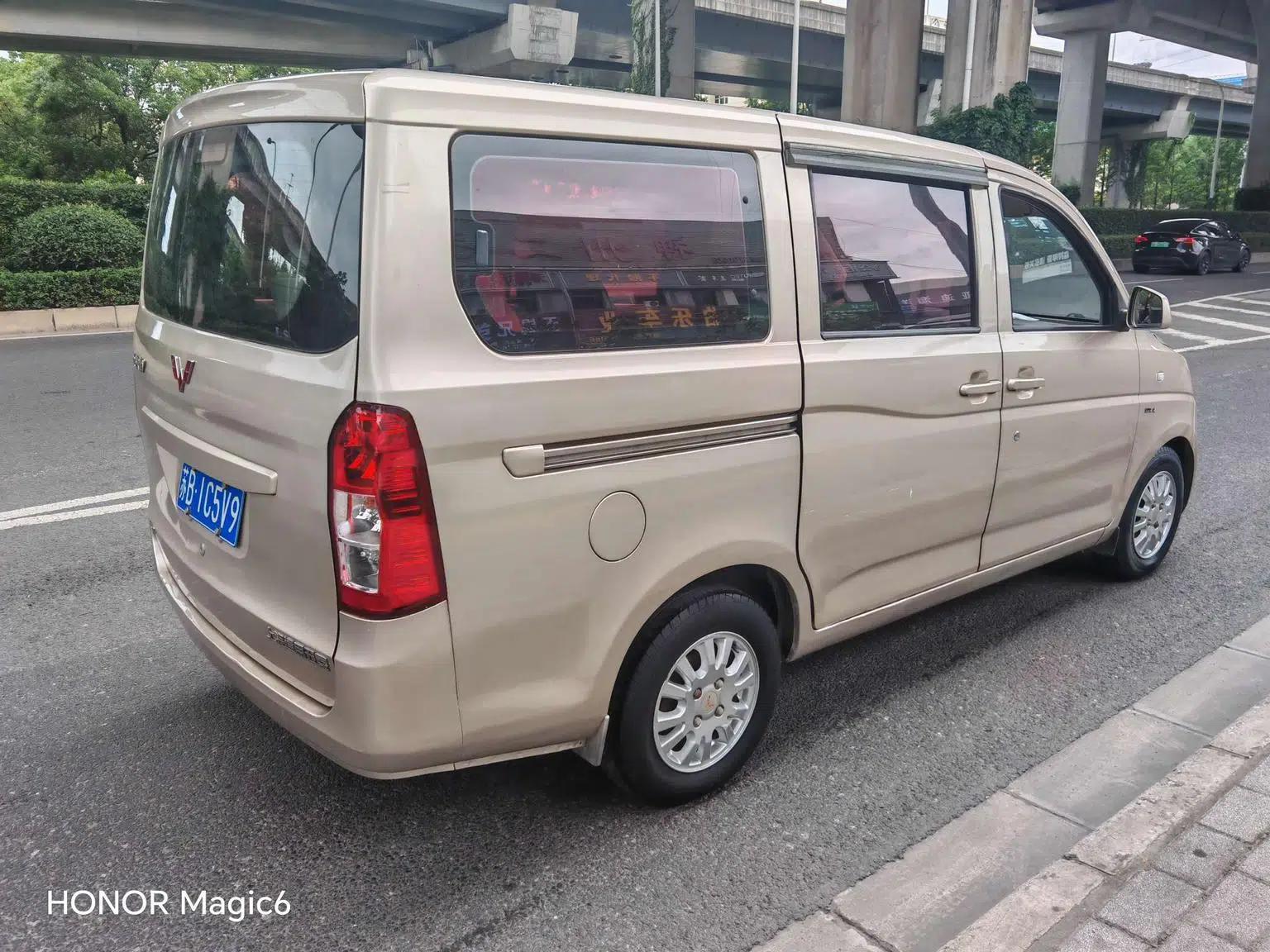 Wuling Rongguang V 2016 1.5L Standard Edition — миниатюра 4