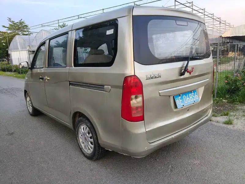 Wuling Rongguang V 2015 1.5L Standard Edition — миниатюра 4