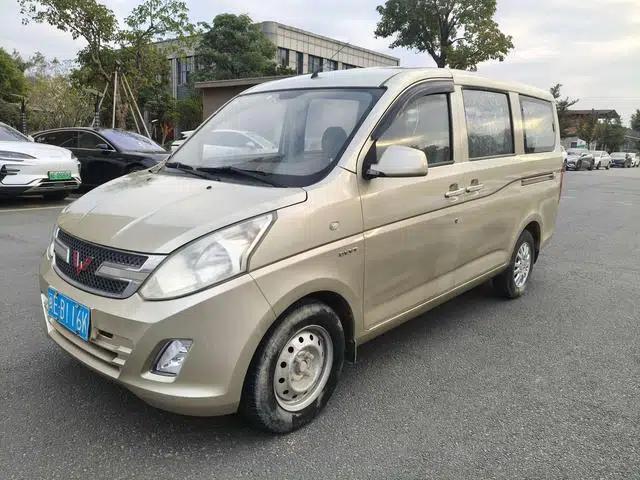 Wuling Rongguang V 2016 1.5L Standard Edition