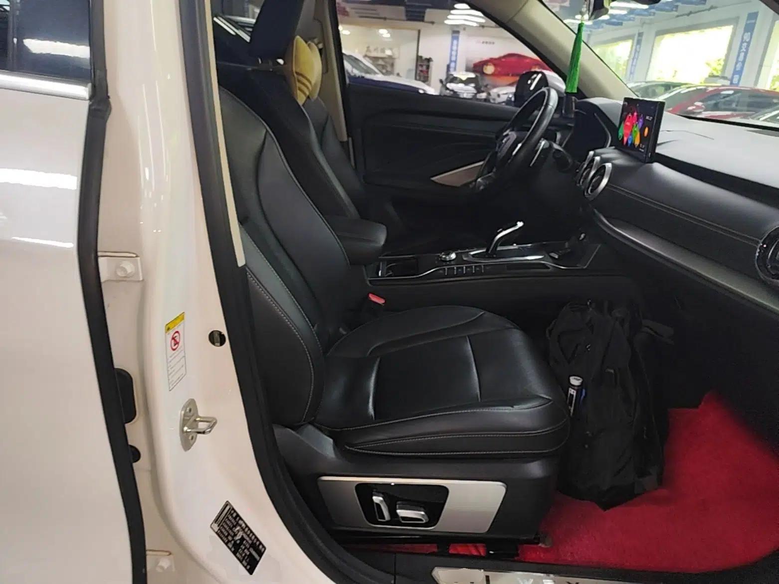 Wey VV6 2020 2.0T Two-Wheel Drive Smart Enjoyment+ — миниатюра 19