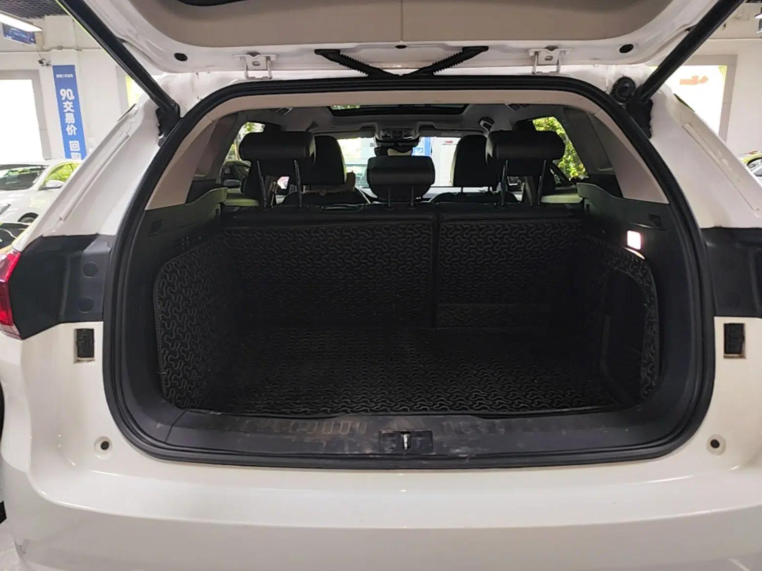Wey VV6 2020 2.0T Two-Wheel Drive Smart Enjoyment+ — миниатюра 22