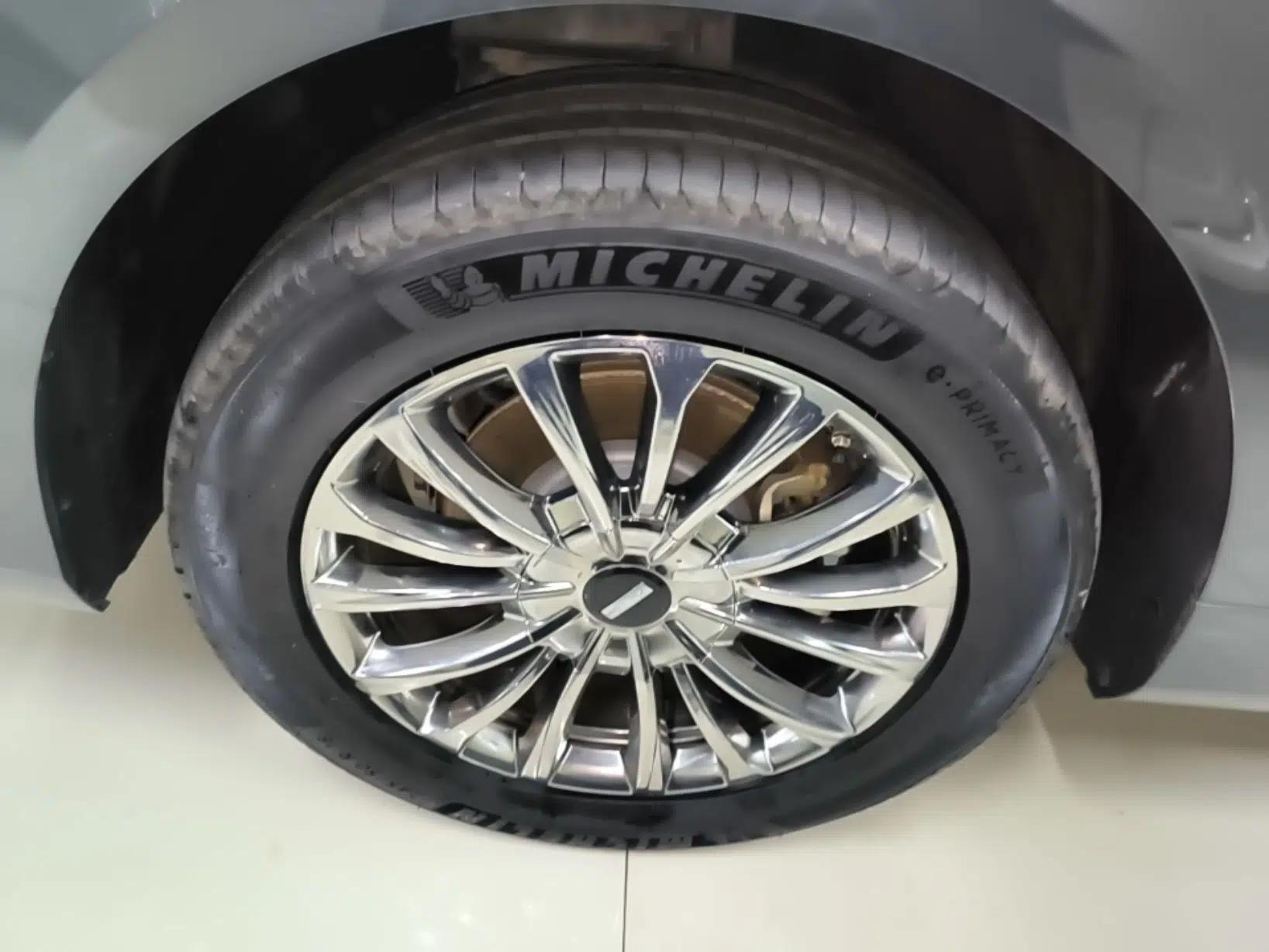 Wey Gaoshan 2025 Four-Wheel Drive Alpine 9 — миниатюра 11