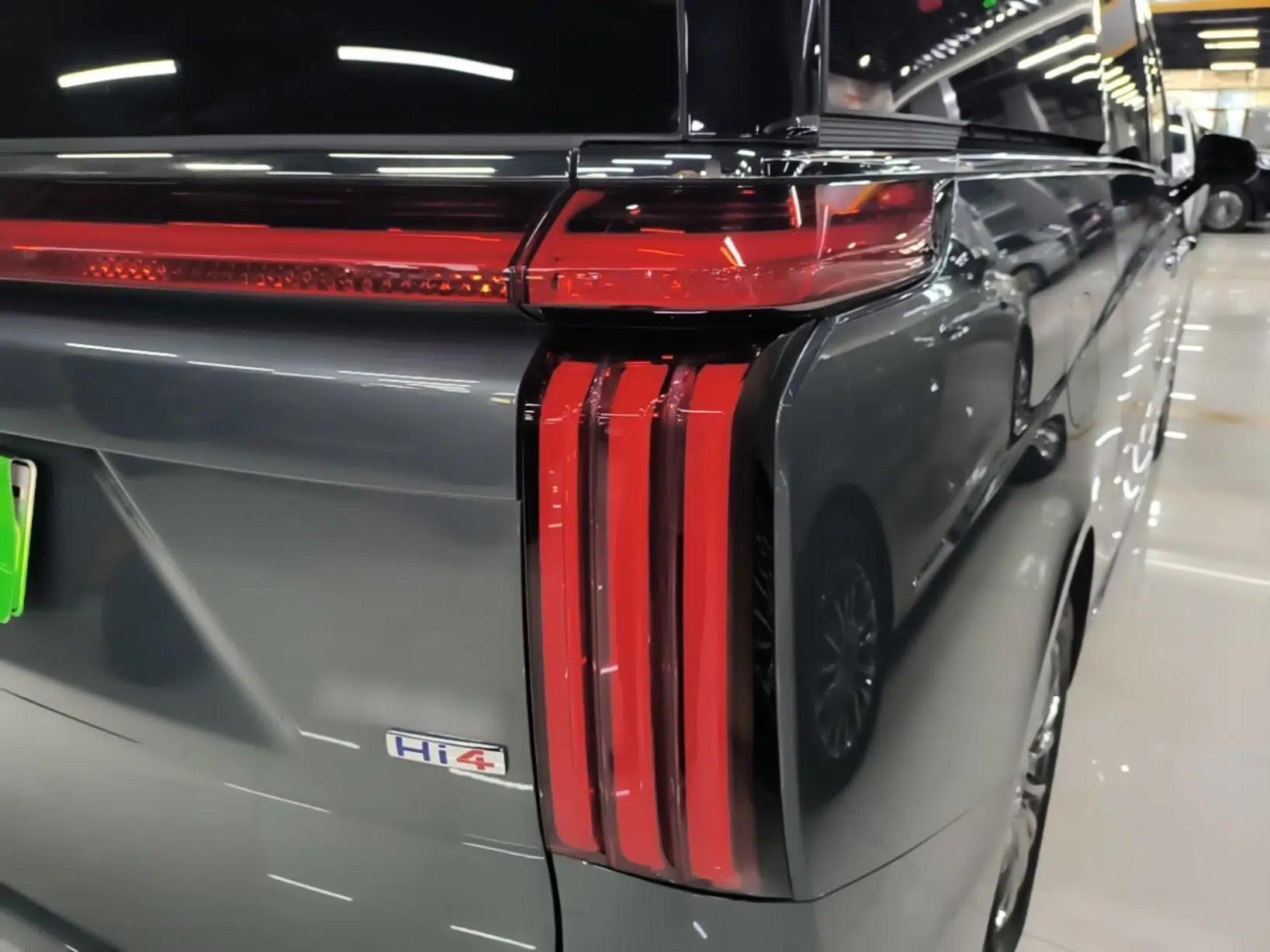 Wey Gaoshan 2025 Four-Wheel Drive Alpine 9 — миниатюра 9