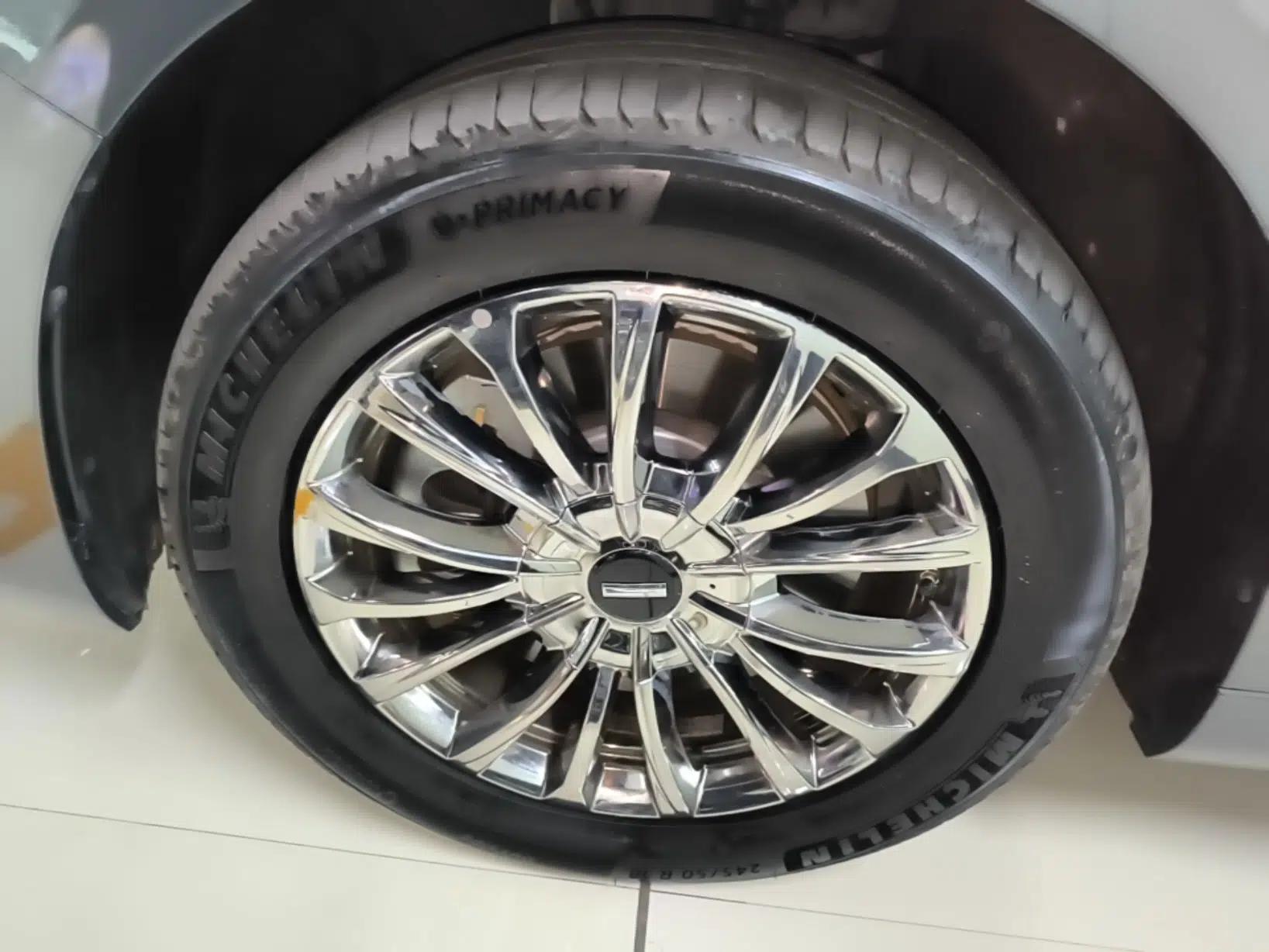 Wey Gaoshan 2025 Four-Wheel Drive Alpine 9 — миниатюра 10
