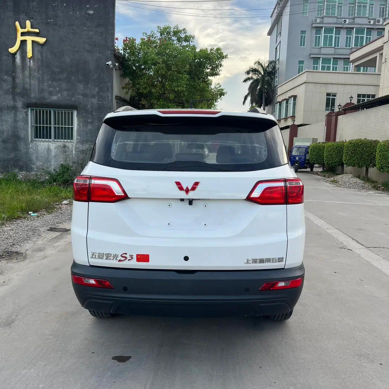 Wuling Hongguang S3 2019 1.5L Manual Standard Model (National VI Emission Standard) — миниатюра 8