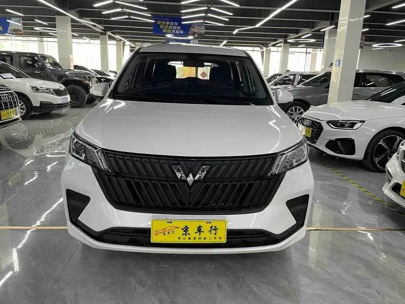 Wuling Jiachen 2022 1.5L Manual Comfort Model — миниатюра 2