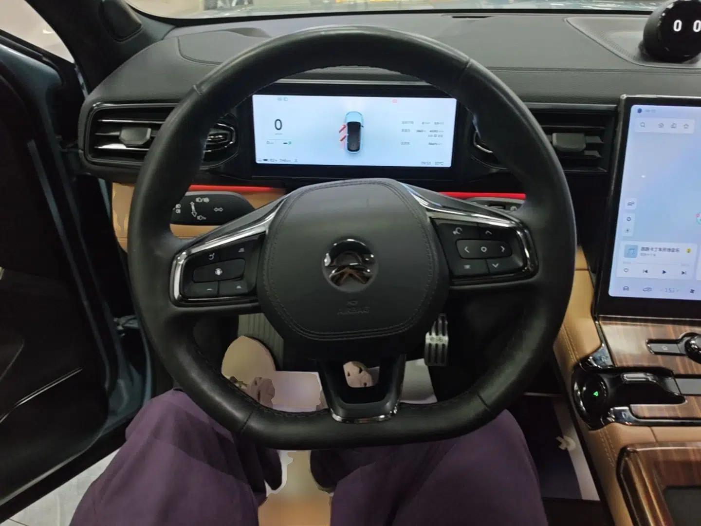 Nio ES6 2020 455KM Sport Edition — миниатюра 13