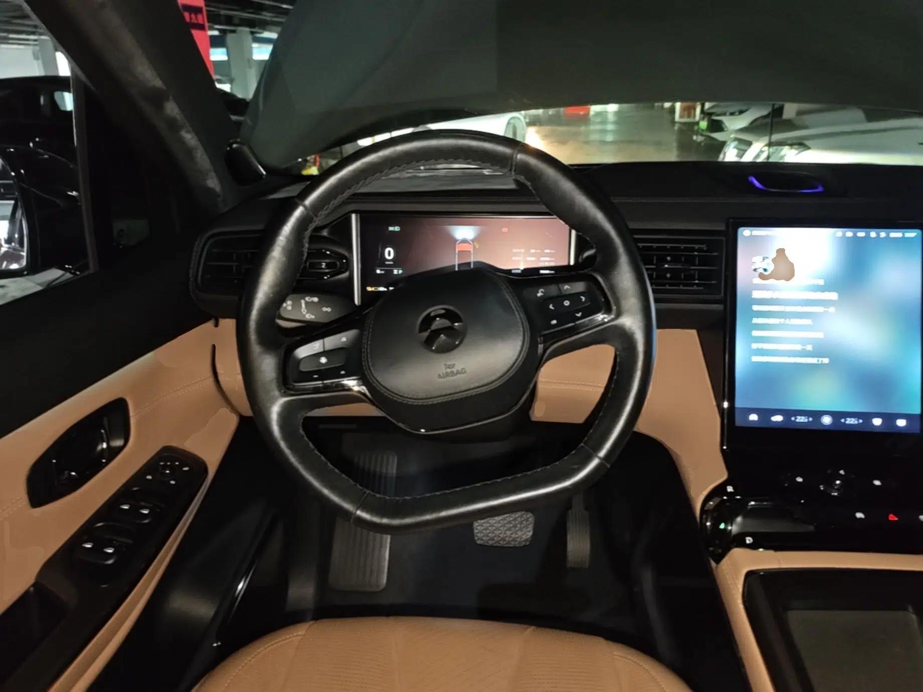 Nio ES8 2020 415 km Range 7-Seater Version — миниатюра 13