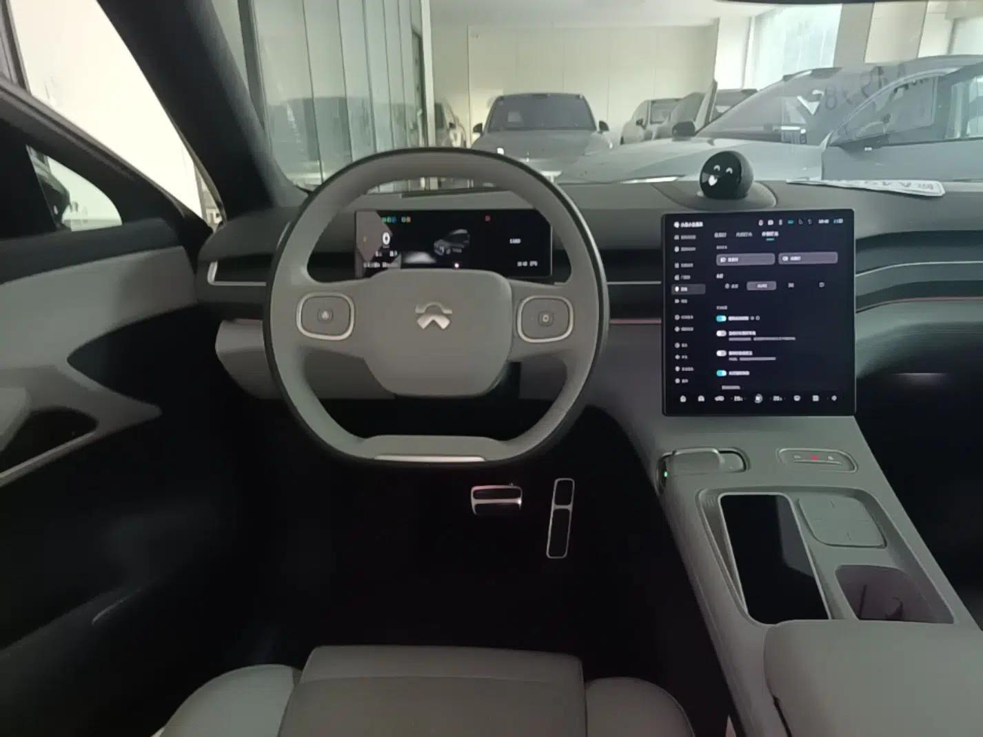 Nio ES8 2024 75 kWh — миниатюра 18