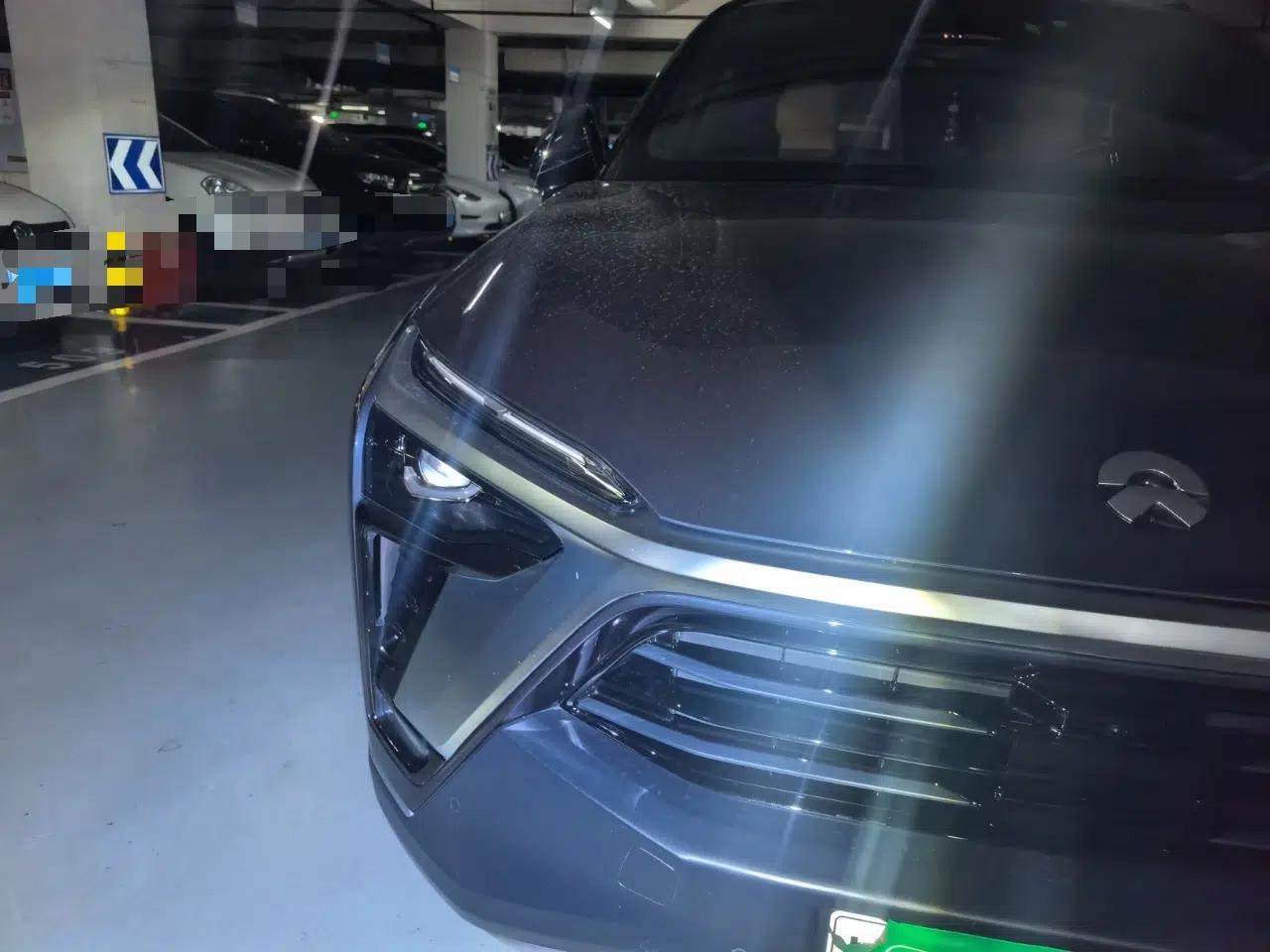 Nio ES8 2020 415 km Signature Edition 6-Seater Version — миниатюра 7