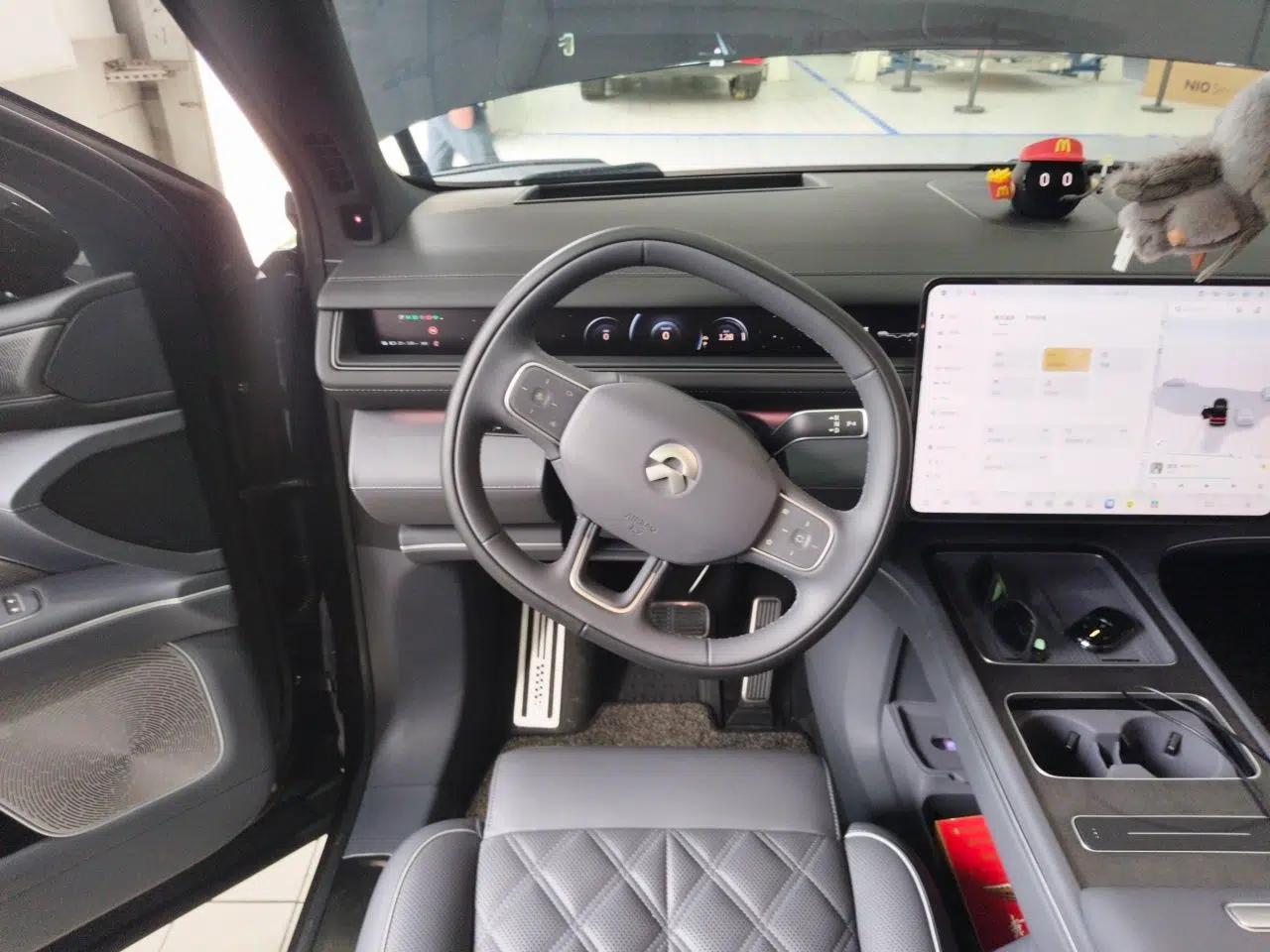 Nio ES8 2026 Model 6-seat Executive Luxury Edition — миниатюра 10