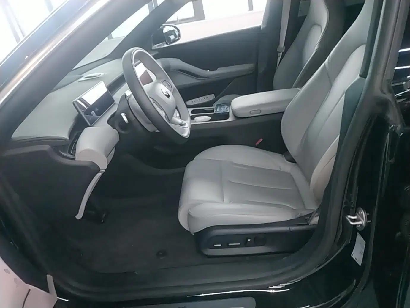 Nio ET5T 2024 75kWh Touring — миниатюра 17