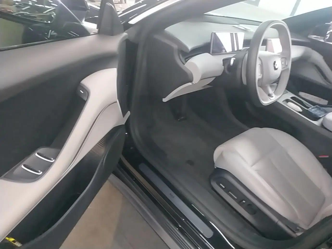 Nio ET5T 2024 75kWh Touring — миниатюра 18