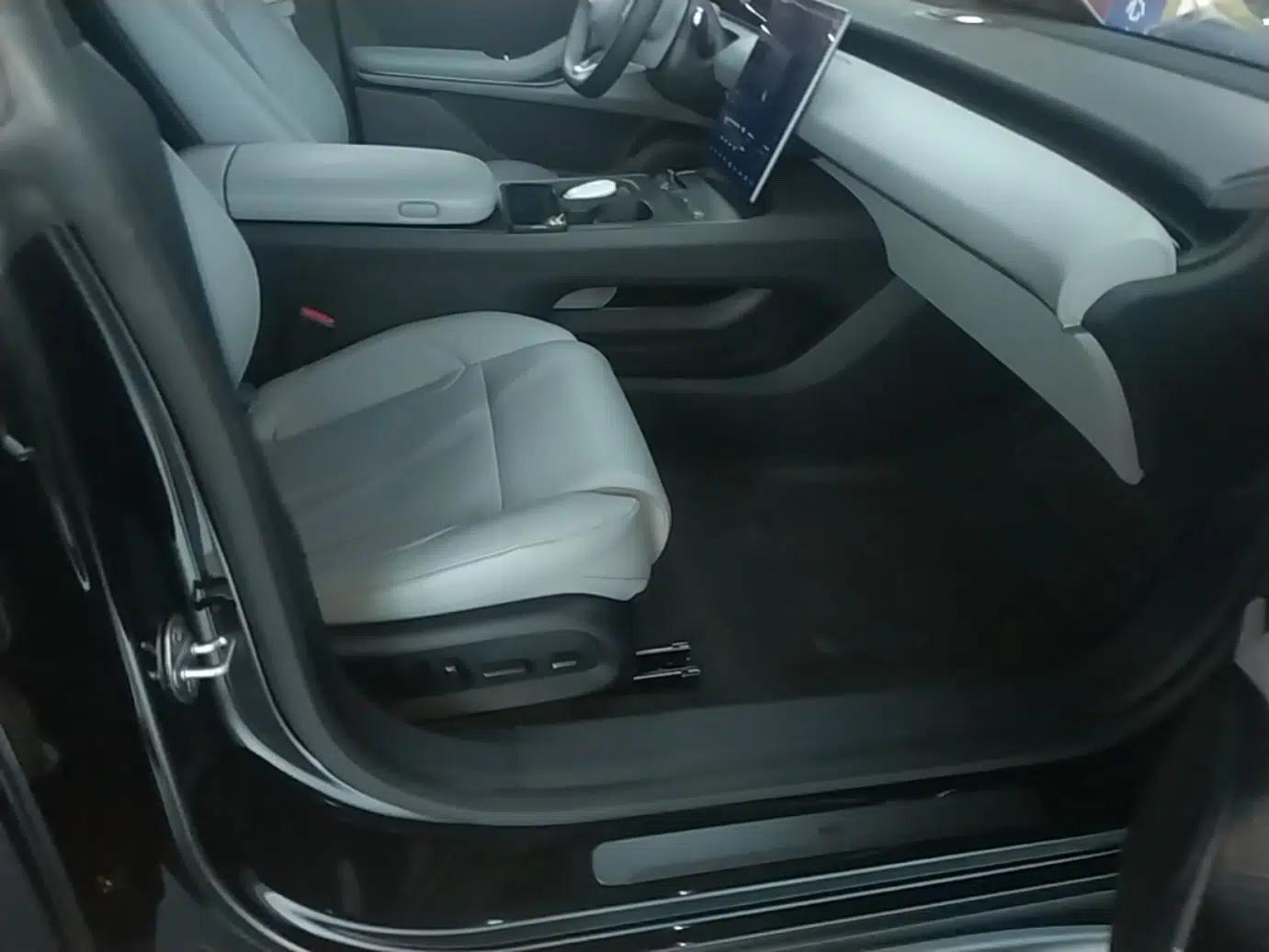Nio ET5T 2024 75kWh Touring — миниатюра 19