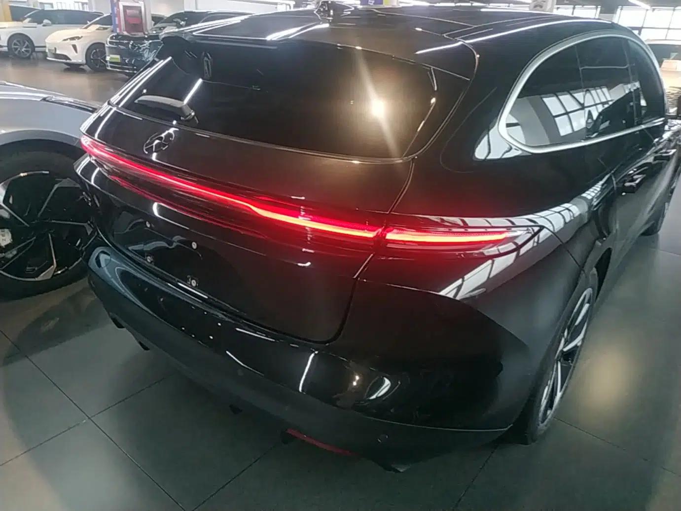 Nio ET5T 2024 75kWh Touring — миниатюра 6