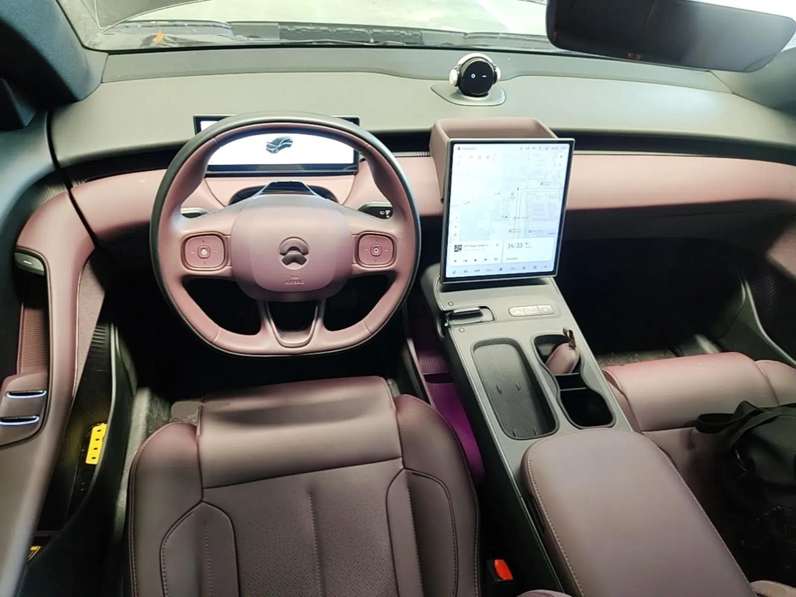 Nio ET5T 2024 75kWh Touring — миниатюра 12