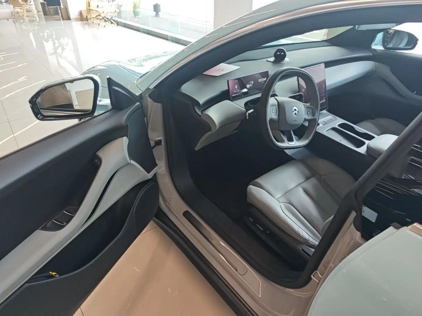 Nio ET5T 2024 75kWh Touring — миниатюра 18
