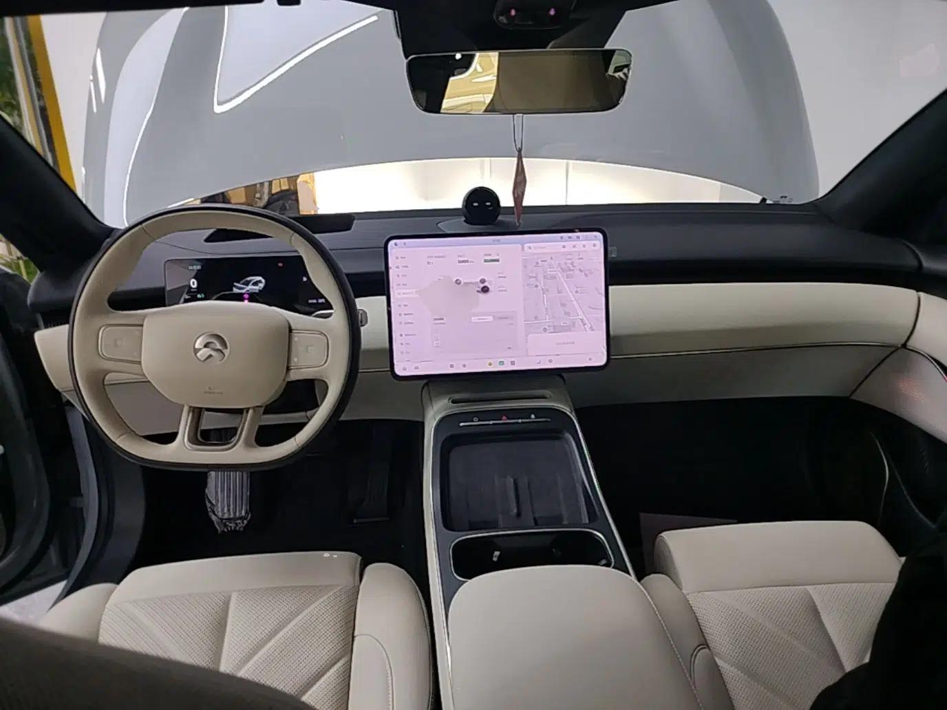 Nio ET5T 2025 75 kWh Touring — миниатюра 12
