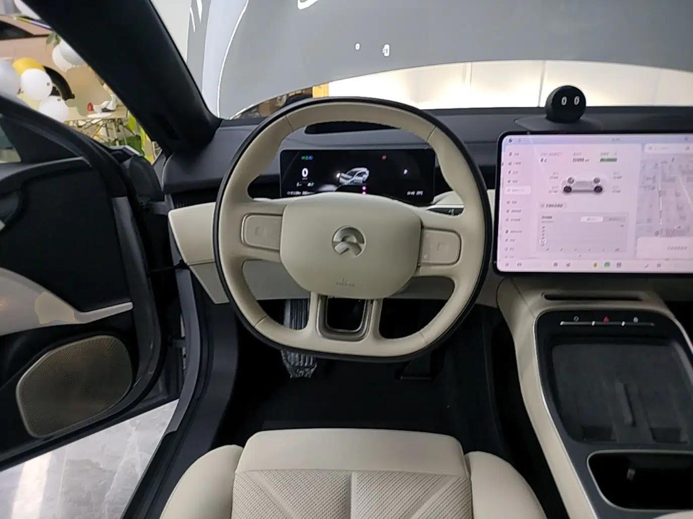 Nio ET5T 2025 75 kWh Touring — миниатюра 13