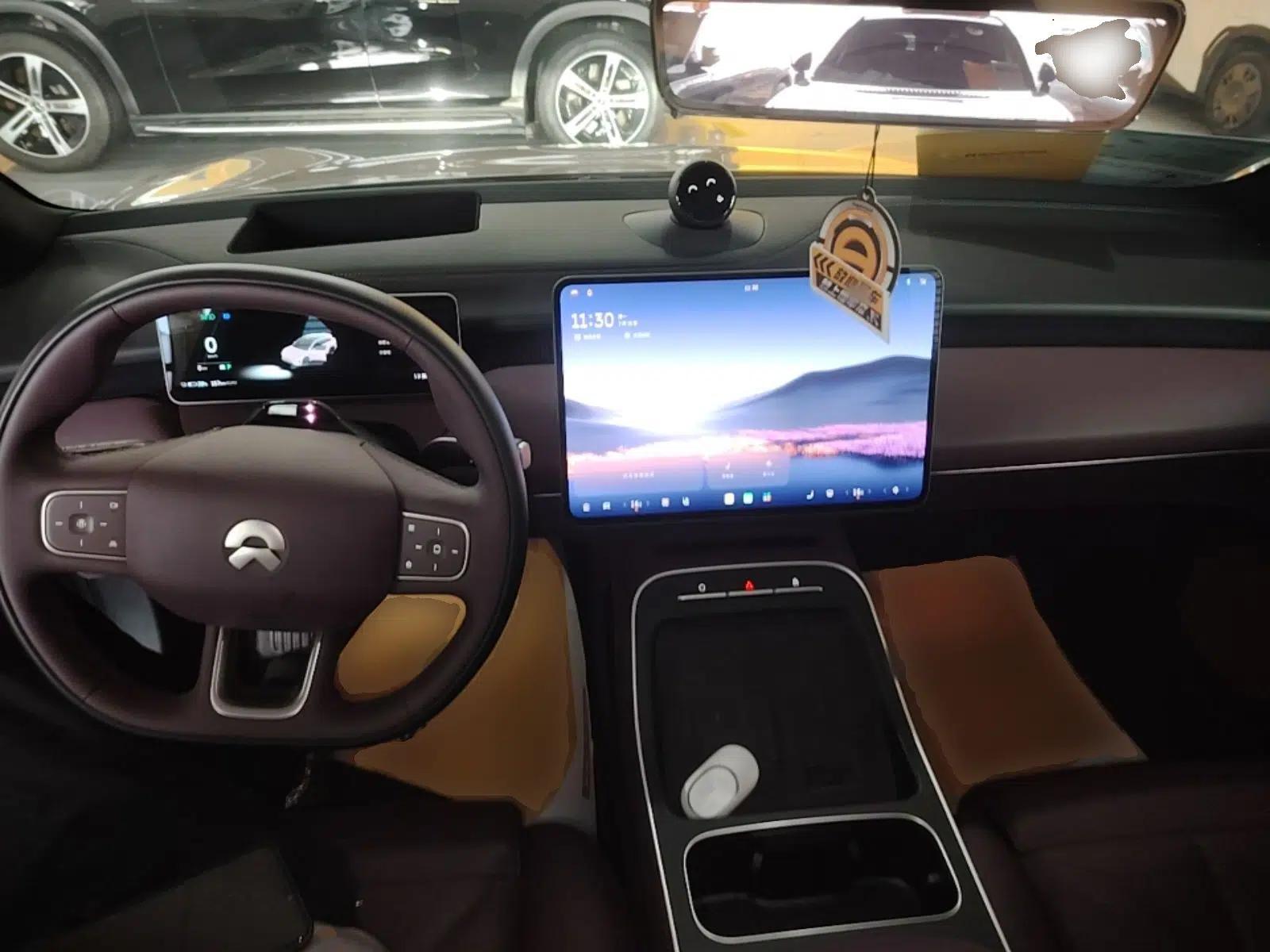 Nio ET5T 2025 75 kWh Touring — миниатюра 12