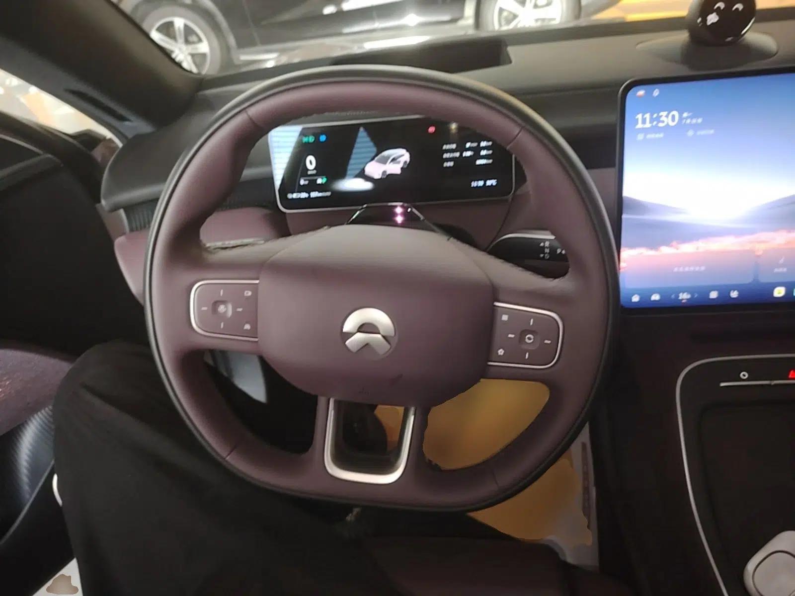 Nio ET5T 2025 75 kWh Touring — миниатюра 13