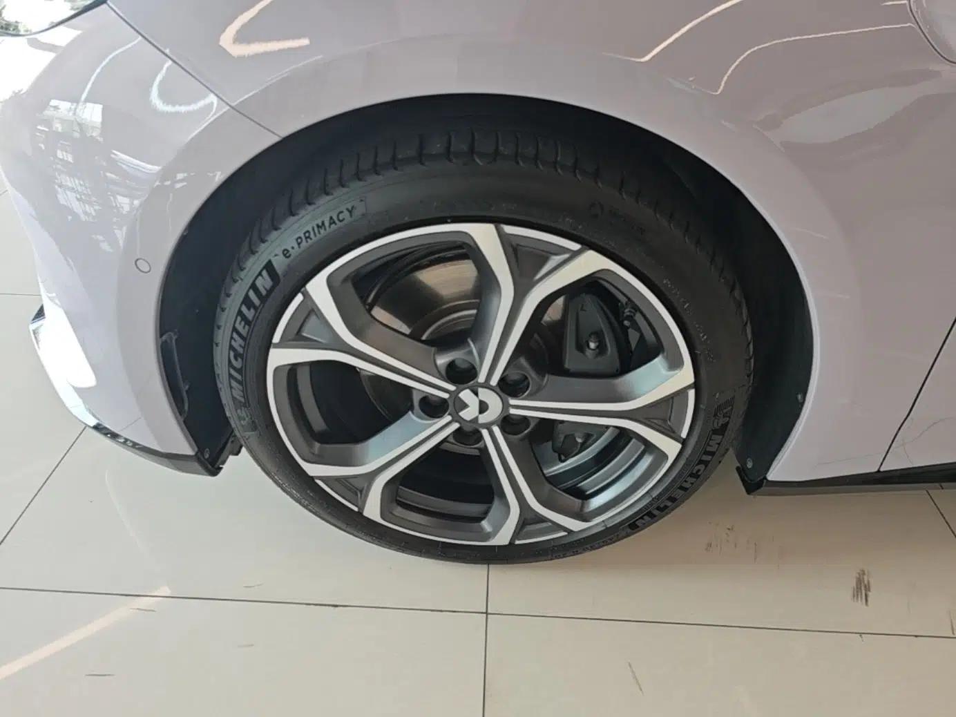 Nio ET5T 2025 75 kWh Touring — миниатюра 10